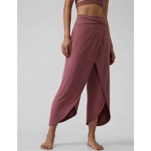 ATHLETA | Release Pant in Tawny Rose Tencel Open Yoga | L